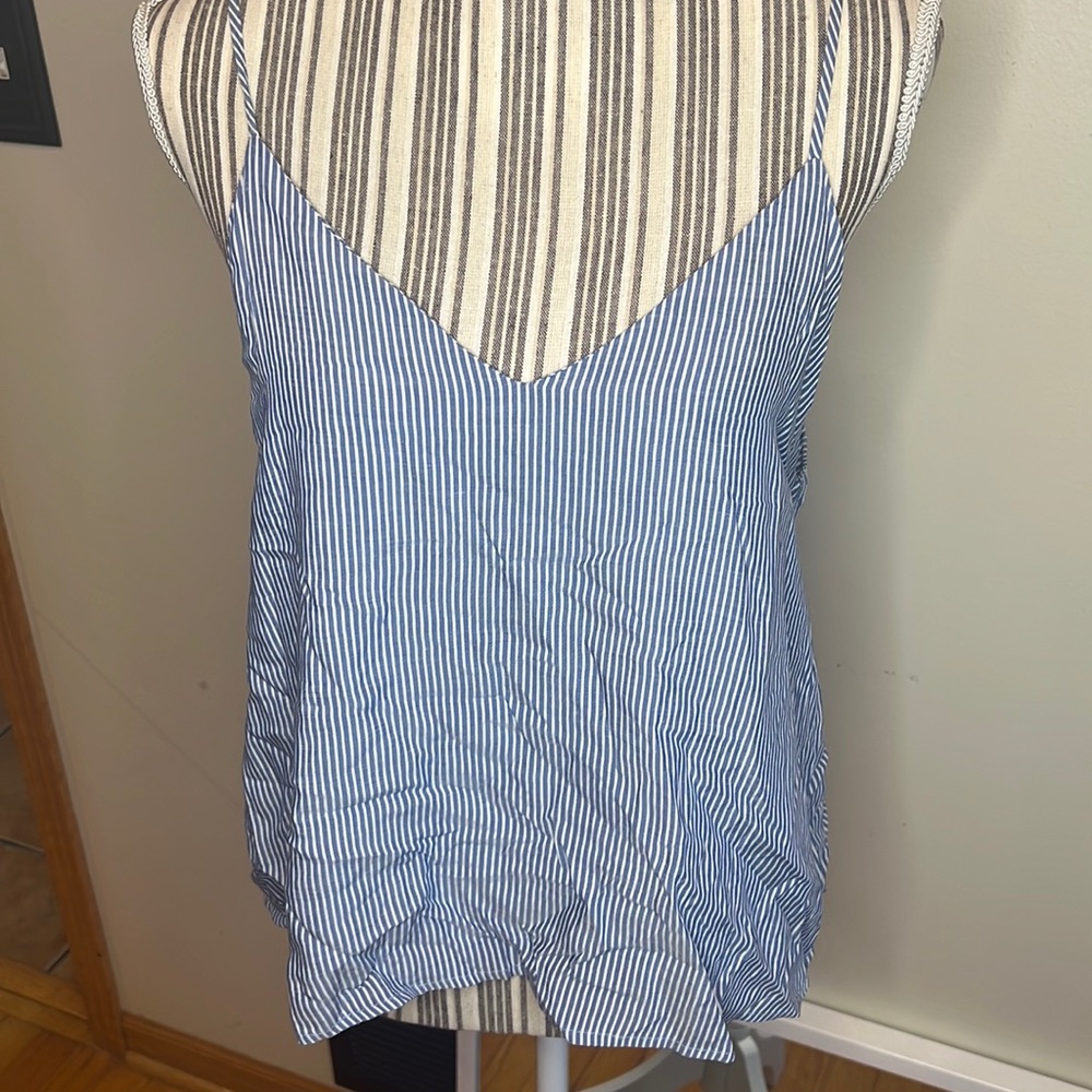 Dainty Hooligan 100% Rayon spaghetti strap tank top Size Large
